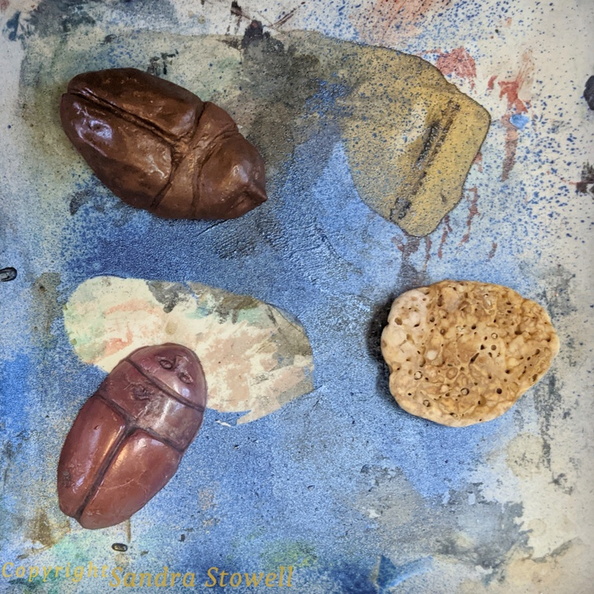 TwoBeetlesonTray.jpg